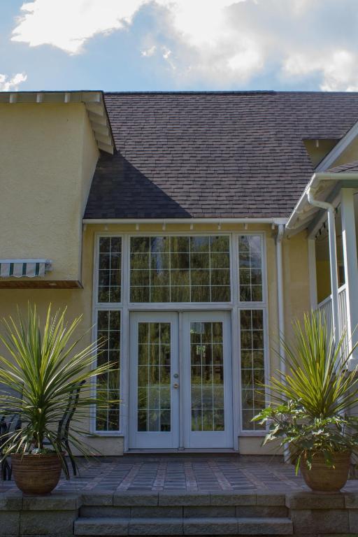 Genelle House B&B Guest House Exterior foto